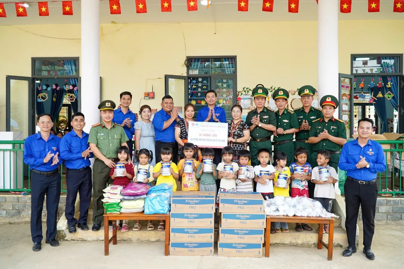 Cán bộ Đoàn thành phố Đà Nẵng trong hoạt động tình nguyện